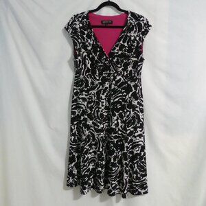 JONES NEW YORK DRESS | size 12 | Black and White V Neck Sleeveless Dress